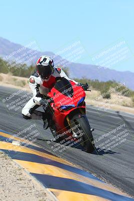 media/Feb-03-2024-SoCal Trackdays (Sat) [[767c60a41c]]/7-Turn 7 Inside (1120am)/